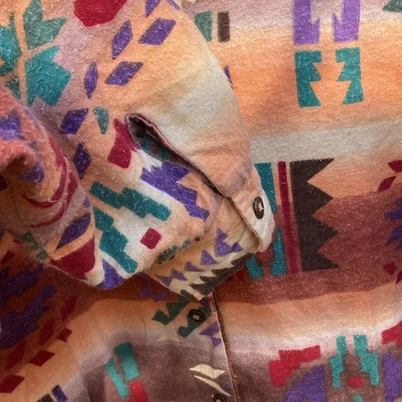 Vintage Roper Southwestern print flannel shirt - Picture 8 of 11